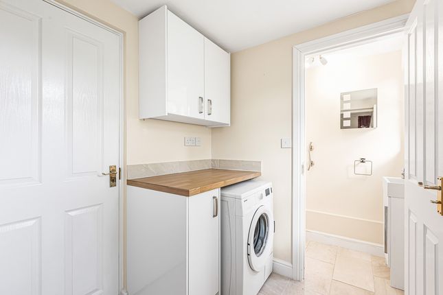 19, Rolls Court, Wantage photo 4