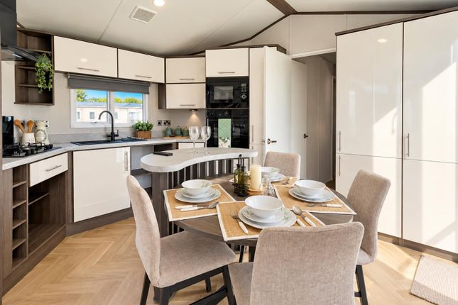 Atlas Status, Birchington Vale, Shottendane Road, Birchington photo 2