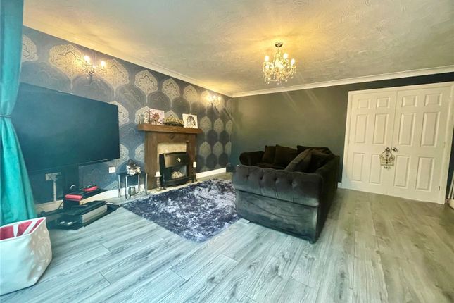 8, Cedar Close, Preston photo 3