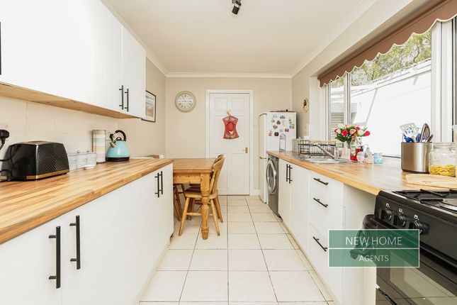 14, Edwin Street, Sunderland photo 4