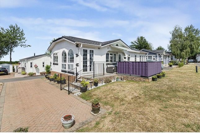 2-bed caravan on Labour In Vain Road, Wrotham, £225,000