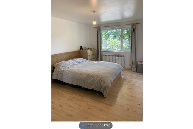 Kingswood Court, Southcote Road, Reading photo 3