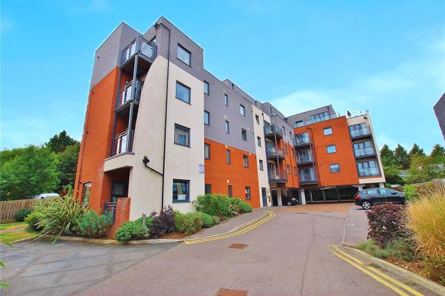 Flat to rent in Walnut Tree Close, Guildford, Surrey