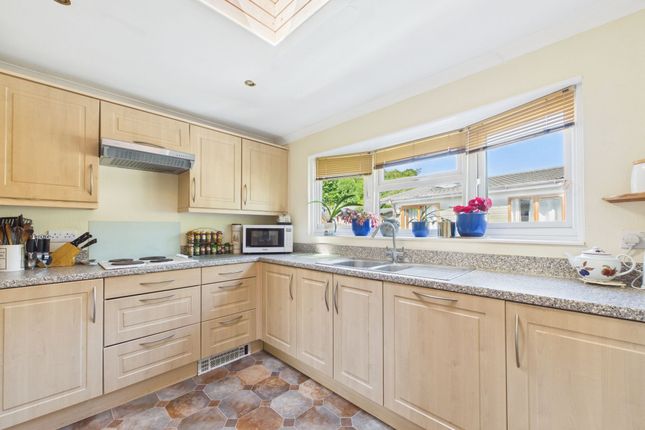 5 Lea Lane, Matlock photo 3