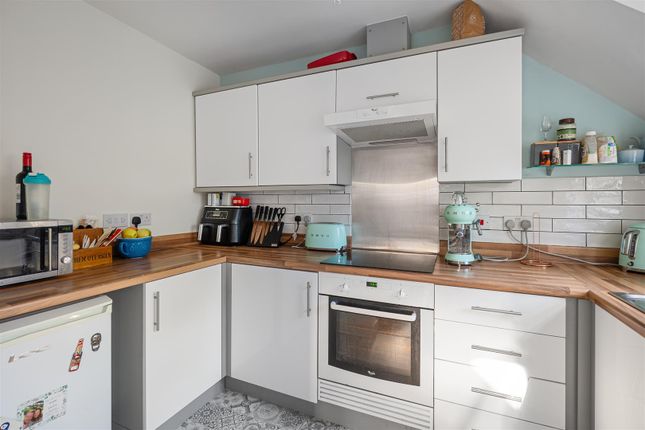 56 Islands House, Dennison Street, York photo 4