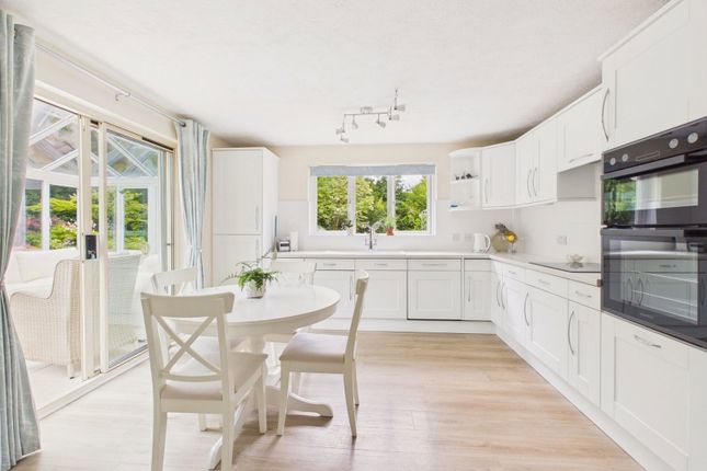 12, Petworth Drive, Horsham photo 4