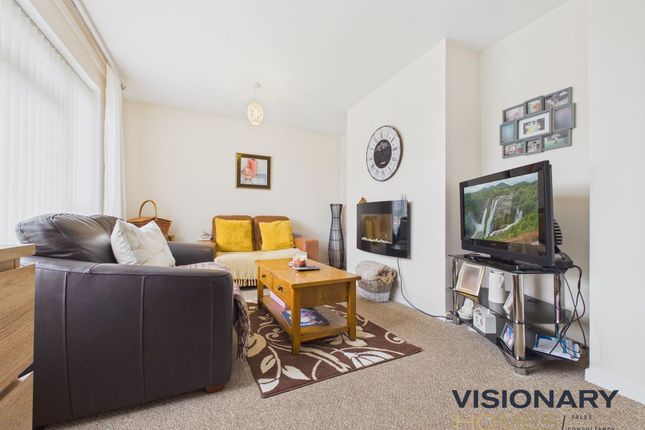 5a Longfellow Road, Burntwood photo 4