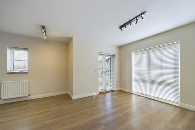 Flat 9, Athena Court, 8, Bridge Avenue, Berkshire photo 2