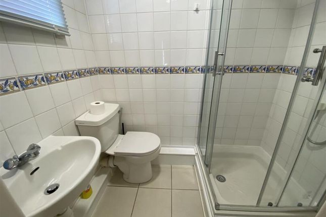 Flat B, 51 Albany Road, Coventry photo 4