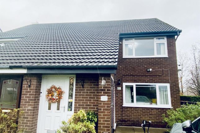 Thumbnail Flat for sale in Field Vale Drive, Stockport