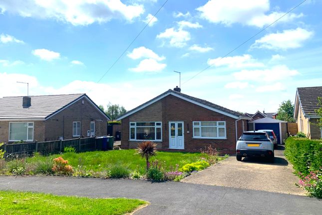 Thumbnail Detached bungalow for sale in Oakfield, Saxilby, Lincoln