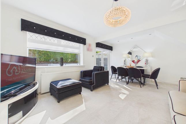 21, Ness Drive, Glasgow photo 3