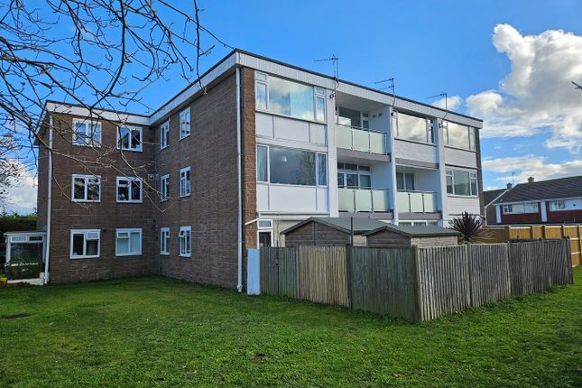 Flat 10, Block H, Les Quennevais Park Flats, St Brelade photo 2