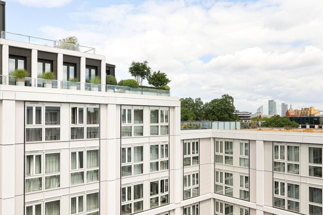 Studio flat on S701, 18, Portugal Street, Temple, £1,150,000