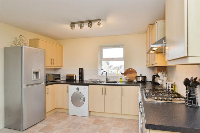 Property for sale in Harlow Crescent, Oxley Park, Milton Keynes