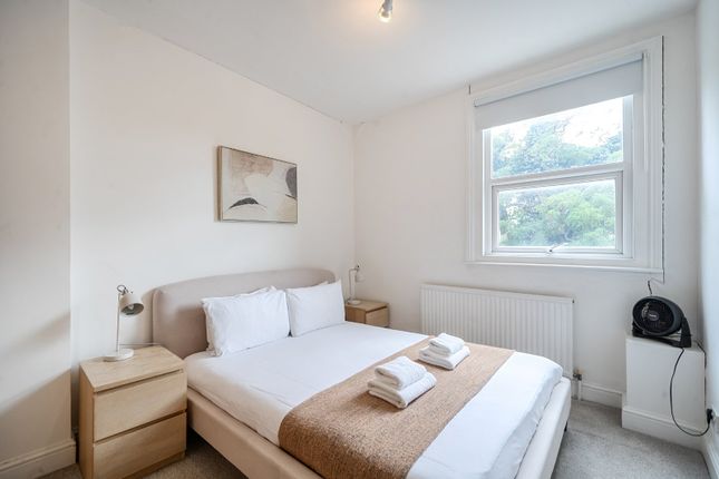 The Coach House, 128a, Brondesbury Road, London photo 4