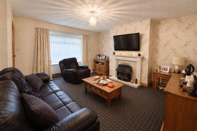 2, Calver Road, Keighley photo 3