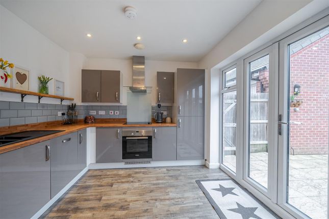 37, Jacksons Meadow, Alcester photo 4