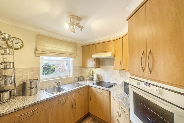 4 Cumbrae Court, Nelson Street, Largs photo 4