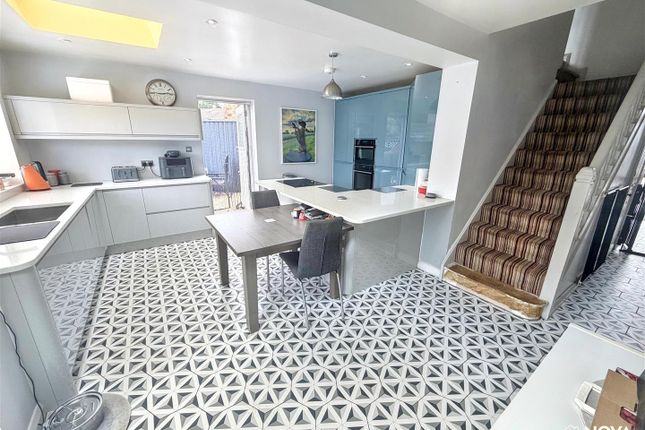 78, Swifts Green Road, Luton photo 2