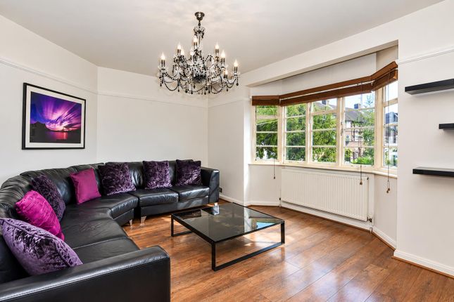 Ossulton Way, London photo 2