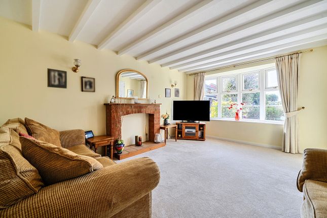 16, Ashton Road, Wokingham photo 3