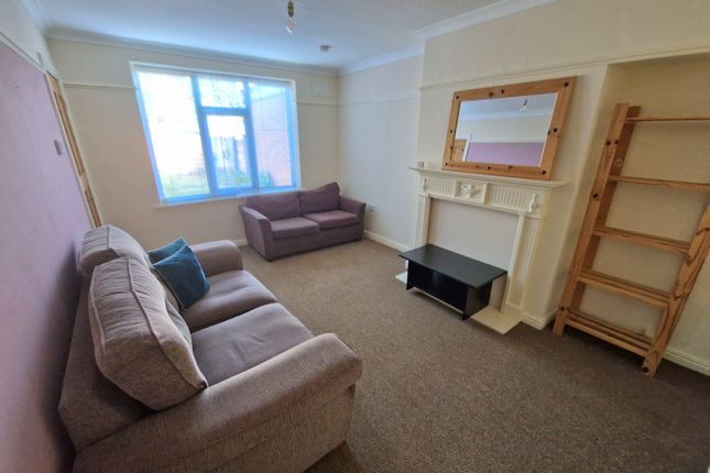 Flat 1, Birmingham photo 4