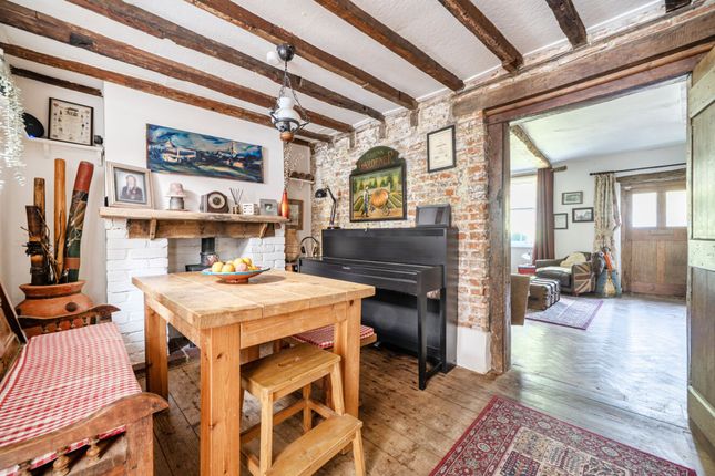 Eastgate House, 28 St Pancras, Chichester photo 3