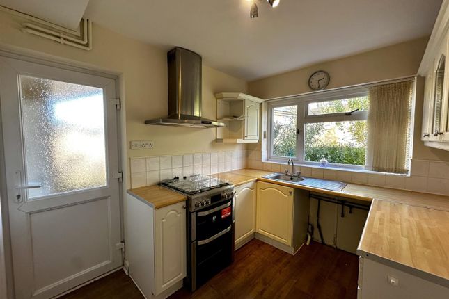 Brook Drive, Corsham photo 5