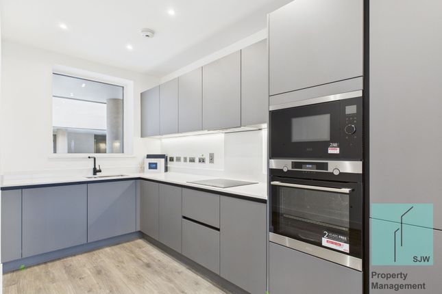 2-bed house on 160 Eddington Avenue, Cambridge, £2,400/mo