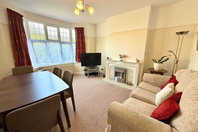 2, Ridgeway, Northampton photo 2