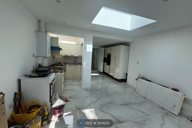 Belgrave Road, London photo 2