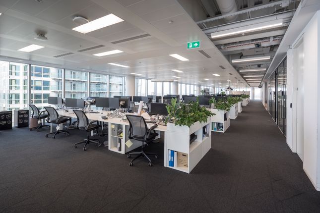 Office to let in Aldgate Tower, 2 Leman Street, London