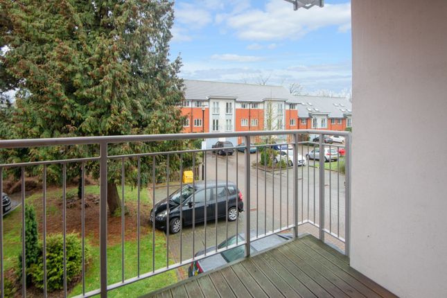 Flat to rent in Kings Walk, Holland Road, Maidstone