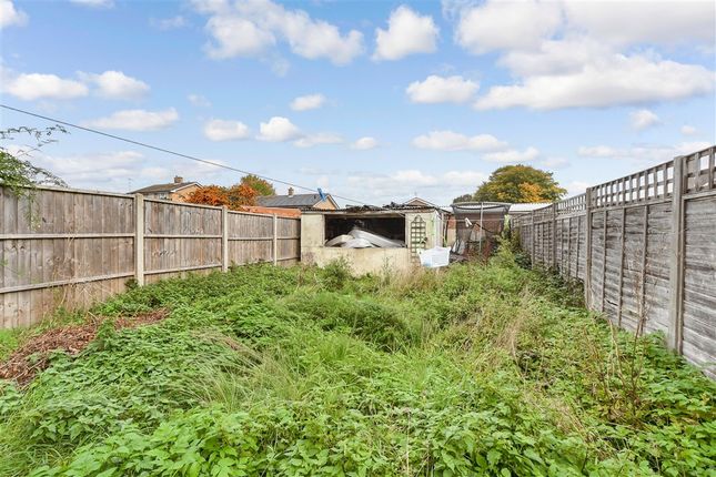 Hanworth Road, Redhill photo 3