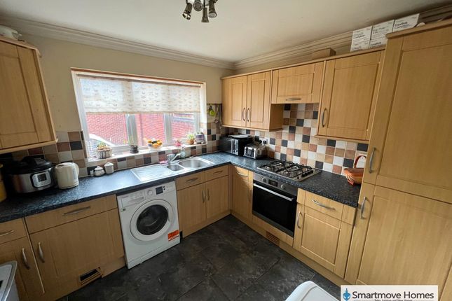 Flat for sale in Derby Road, Marehay, Ripley