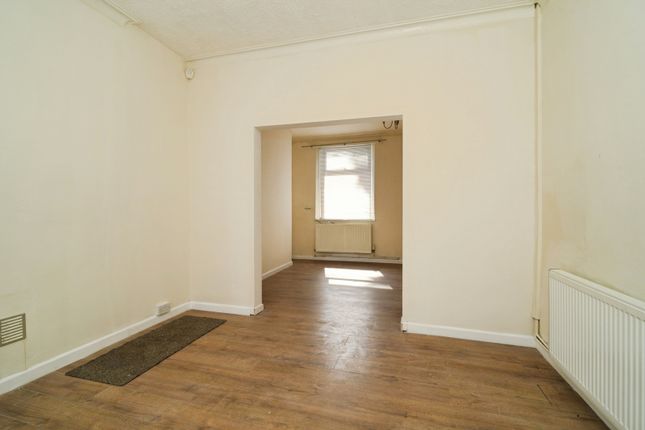 16, Woodfield Grove, Lancashire photo 4