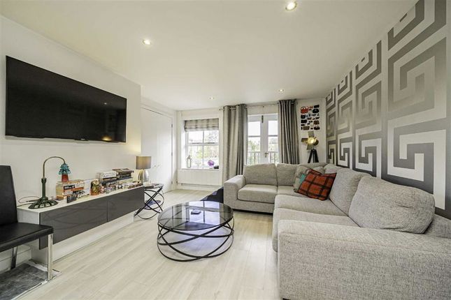 50, North Place, Teddington photo 2