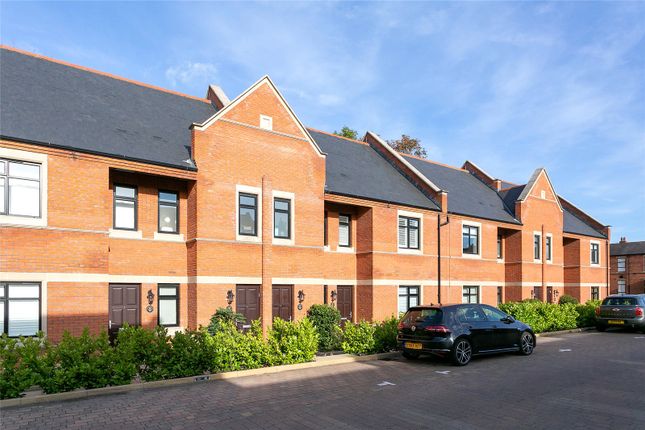 Thumbnail Flat for sale in Eton House, Marlborough Drive, Bushey, Hertfordshire