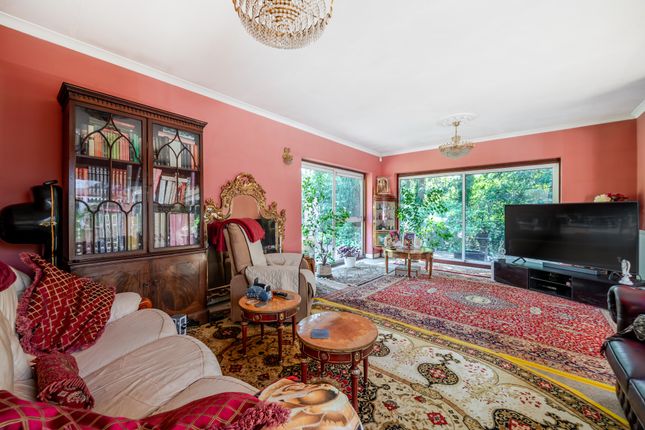 87, Burfield Road, Windsor photo 4