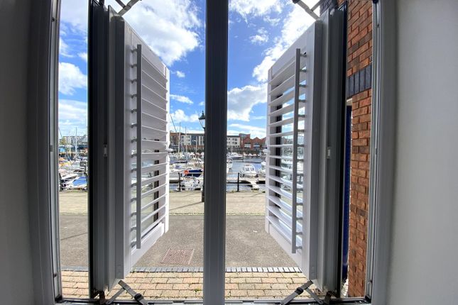 Weavers House, 5, Mannheim Quay, Swansea photo 3