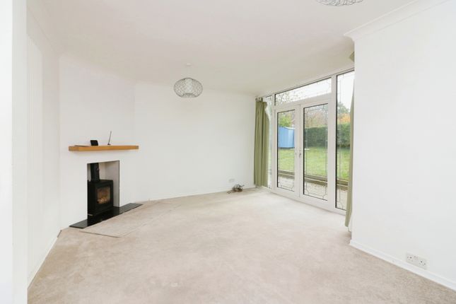 10, Fordwich Road, Welwyn Garden City photo 3