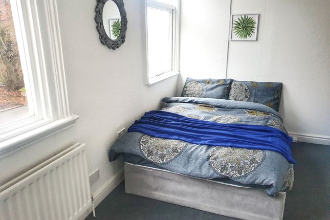 Thumbnail Studio to rent in Wolverhampton Street, Dudley