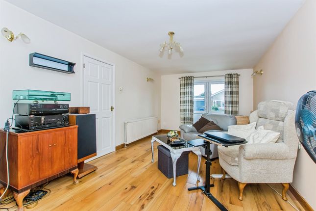 41, Queen Elizabeth Drive, WISBECH photo 3