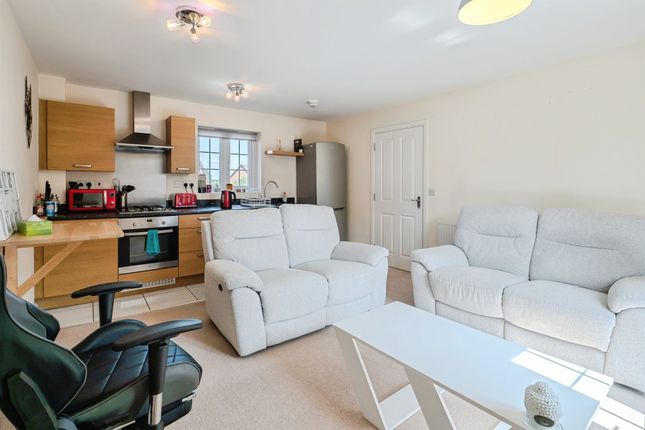10, Edward Phillipps Road, Loughborough photo 4