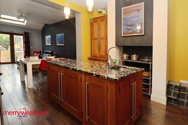 49, Bradgate Lane, Rotherham photo 4
