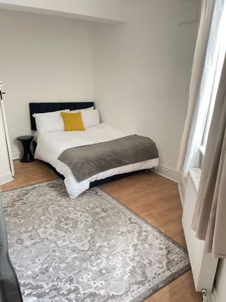 Flat A, 36 Junction Road, Archway photo 5