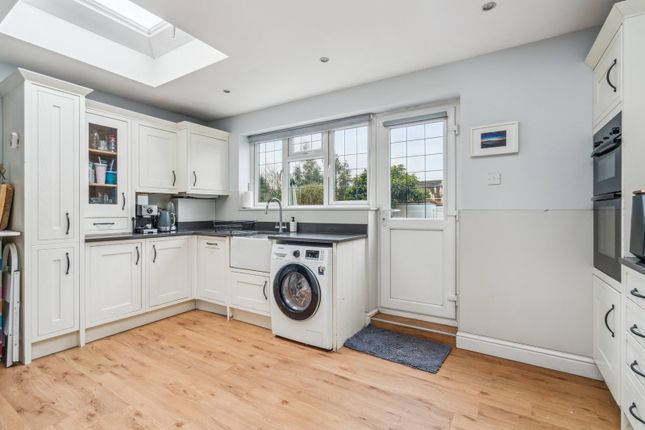 53, Church Lane, Rickmansworth photo 4
