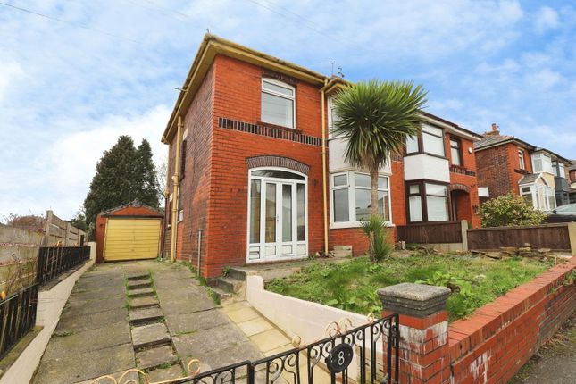 3-bed house on 8, Hillside Crescent, Bury, £190,000