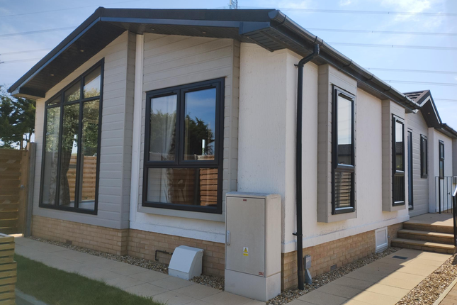 2-bed caravan on WM005, Woodside Meadows, Weirs Drove, Cambridgeshire, £260,000